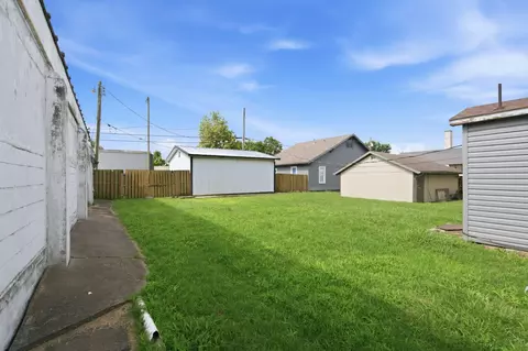 36 W Olive St, Aurora, MO 65605 photo 18