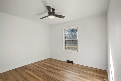 2344 S Kickapoo Ave, Springfield, MO 65804 photo 17