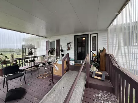 Exterior - 2717 Chestnut Dr, Cabool, MO 65689 photo 7 of 19