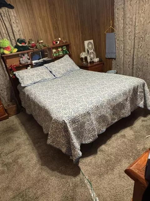 Bedroom - 2717 Chestnut Dr, Cabool, MO 65689 photo 1 of 2