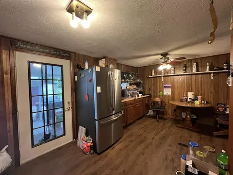 Kitchen - 2717 Chestnut Dr, Cabool, MO 65689 photo 6 of 6