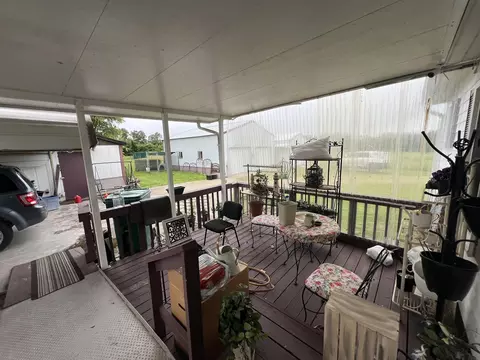 Exterior - 2717 Chestnut Dr, Cabool, MO 65689 photo 8 of 19