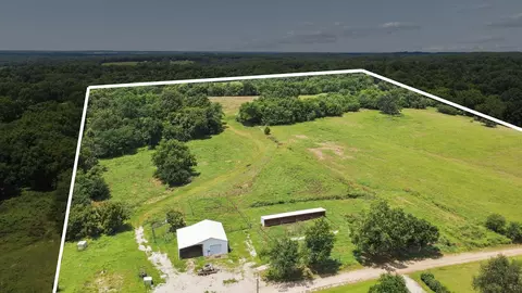 12230 S 2225 Rd, Stockton, MO 65785