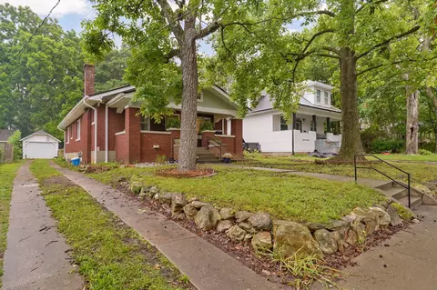 Exterior - 2020 N Douglas Ave, Springfield, MO 65803 photo 5 of 11