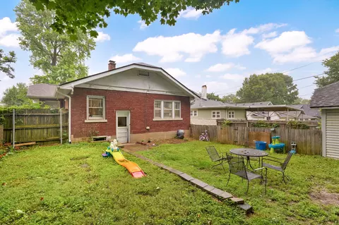 Exterior - 2020 N Douglas Ave, Springfield, MO 65803 photo 9 of 11