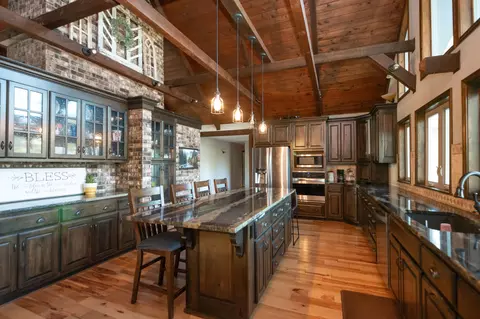 Kitchen - 1506 Meadowview Rd, Galena, MO 65656 photo 2 of 3