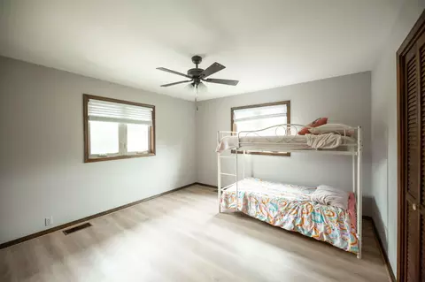 Bedroom - 1506 Meadowview Rd, Galena, MO 65656 photo 2 of 6