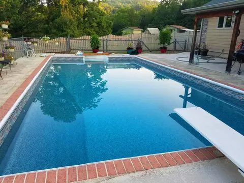 Exterior - 1506 Meadowview Rd, Galena, MO 65656 photo 1 of 1