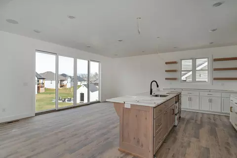 2975 W Marty St, Springfield, MO 65810 photo 5