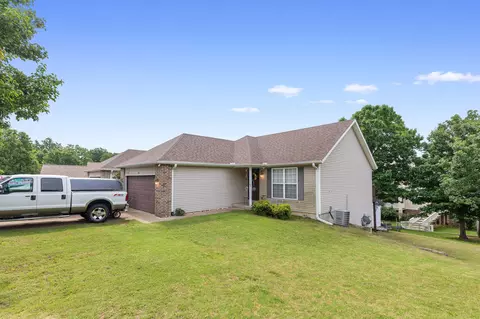 Exterior - 268 270 Forest Ln, Branson, MO 65616 photo 2 of 5