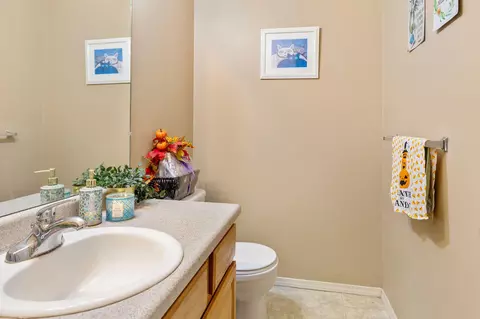Bath - 268 270 Forest Ln, Branson, MO 65616 photo 5 of 6
