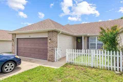 Exterior - 268 270 Forest Ln, Branson, MO 65616 photo 4 of 5