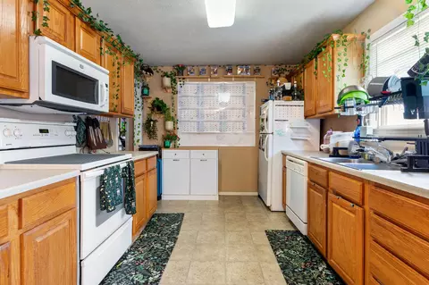 Kitchen - 268 270 Forest Ln, Branson, MO 65616 photo 2 of 2