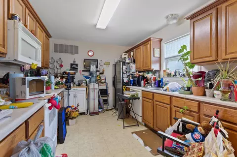 Kitchen - 408 410 Woodland Dr, Branson, MO 65616 photo 2 of 2