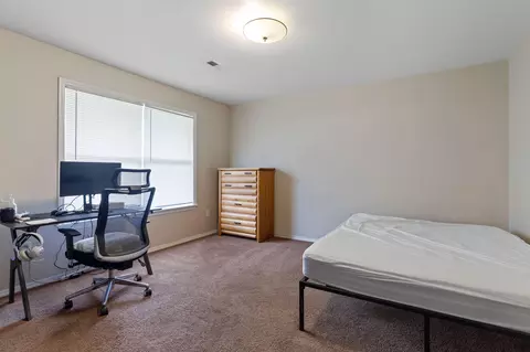 Bedroom - 418 420 Woodland Dr, Branson, MO 65616 photo 3 of 6