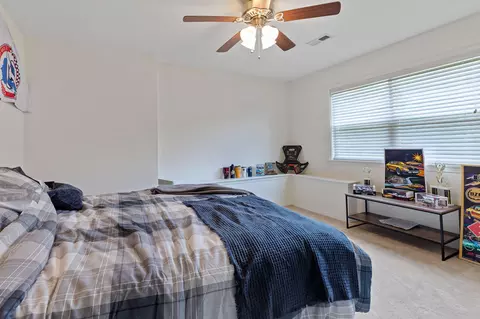 Bedroom - 428 430 Woodland Dr, Branson, MO 65616 photo 6 of 6