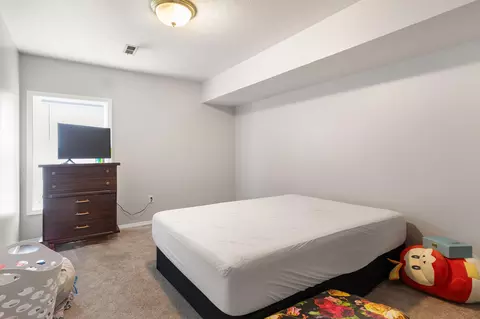 Bedroom - 472 474 Woodland Dr, Branson, MO 65616 photo 2 of 5
