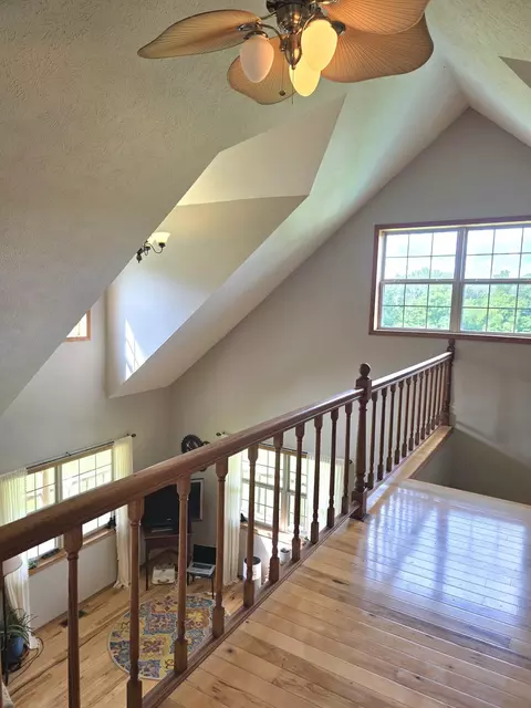 Entry Way - 11817 A Hwy, Ava, MO 65608 photo 2 of 4