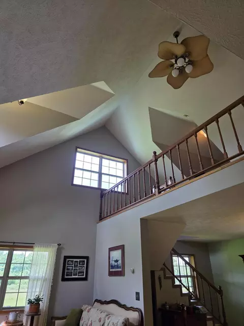 Entry Way - 11817 A Hwy, Ava, MO 65608 photo 4 of 4