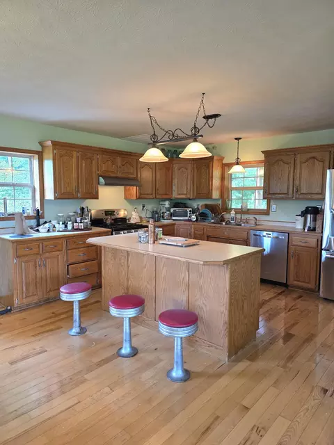 Kitchen - 11817 A Hwy, Ava, MO 65608 photo 2 of 2