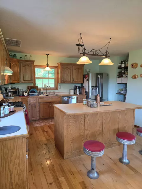Kitchen - 11817 A Hwy, Ava, MO 65608 photo 1 of 2