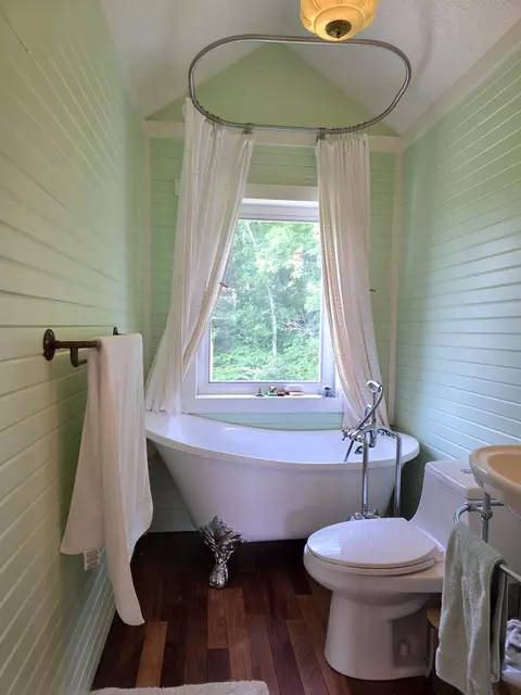 Bath - 11817 A Hwy, Ava, MO 65608 photo 1 of 1