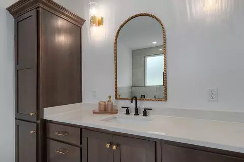 Bath - 2187 N Silver Charm Ave, Springfield, MO 65802 photo 7 of 15