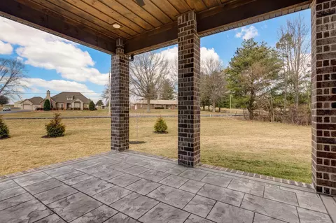 Exterior - 2187 N Silver Charm Ave, Springfield, MO 65802 photo 5 of 10