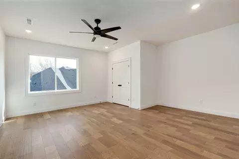 Bedroom - 2187 N Silver Charm Ave, Springfield, MO 65802 photo 5 of 8
