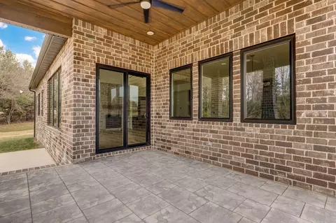 Exterior - 2187 N Silver Charm Ave, Springfield, MO 65802 photo 6 of 10