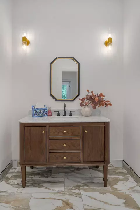 Bath - 2187 N Silver Charm Ave, Springfield, MO 65802 photo 3 of 15