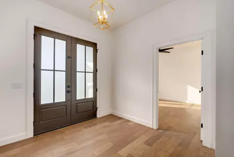 Entry Way - 2187 N Silver Charm Ave, Springfield, MO 65802 photo 1 of 5