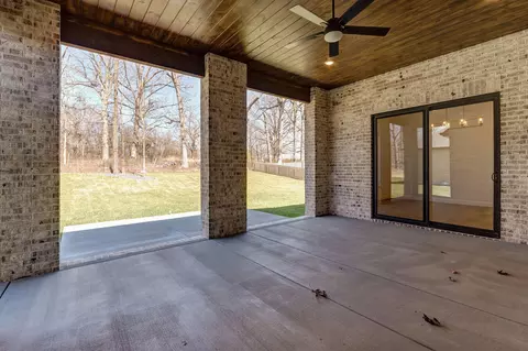 Exterior - 5447 E Wild Horse Dr, Springfield, MO 65802 photo 6 of 12