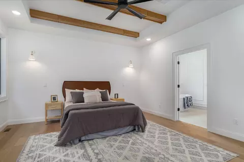 Bedroom - 5447 E Wild Horse Dr, Springfield, MO 65802 photo 2 of 4