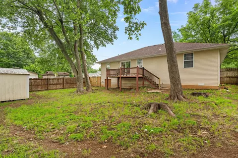 Exterior - 645 E Livingston St, Springfield, MO 65803 photo 8 of 9