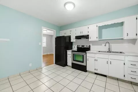 1302 S Estate Ave, Springfield, MO 65804 photo 8