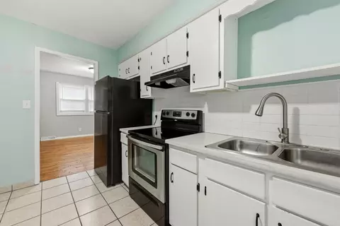 1302 S Estate Ave, Springfield, MO 65804 photo 7