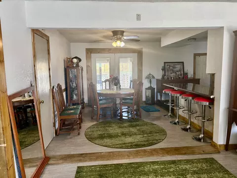Dining - 111 W Lee St, Aurora, MO 65605 photo 1 of 4