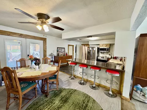 Dining - 111 W Lee St, Aurora, MO 65605 photo 3 of 4