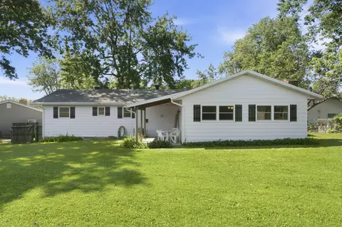Exterior - 2317 N Bess Pl, Springfield, MO 65803 photo 6 of 7