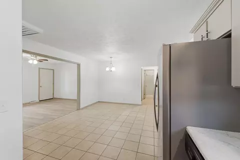 Dining - 2317 N Bess Pl, Springfield, MO 65803 photo 1 of 2