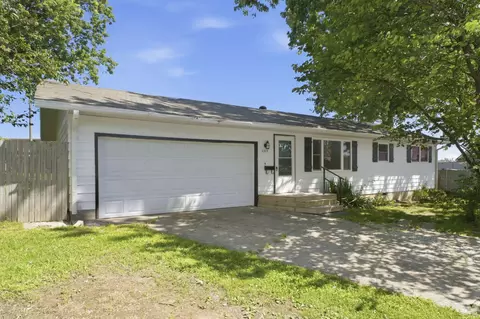 2317 N Bess Pl, Springfield, MO 65803