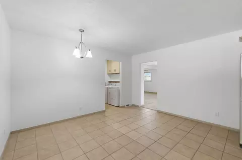 Dining - 2317 N Bess Pl, Springfield, MO 65803 photo 2 of 2