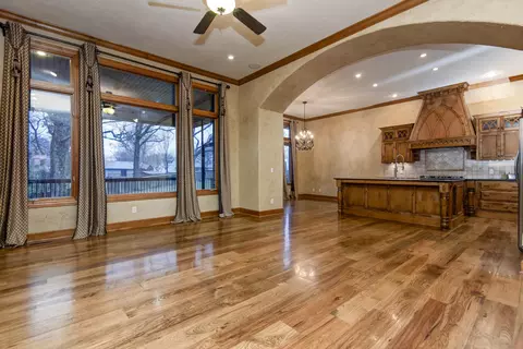 Living - 6116 S Danforth Ave, Springfield, MO 65804 photo 3 of 4