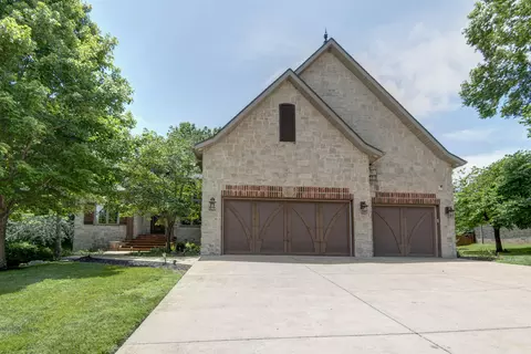 Exterior - 6116 S Danforth Ave, Springfield, MO 65804 photo 6 of 10