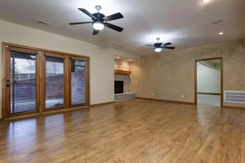 Living - 6116 S Danforth Ave, Springfield, MO 65804 photo 4 of 4