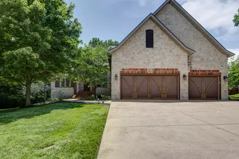 Exterior - 6116 S Danforth Ave, Springfield, MO 65804 photo 8 of 10