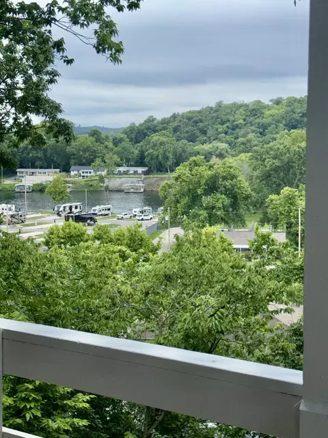 View/Area - 802 S 5th St, Branson, MO 65616 photo 2 of 2