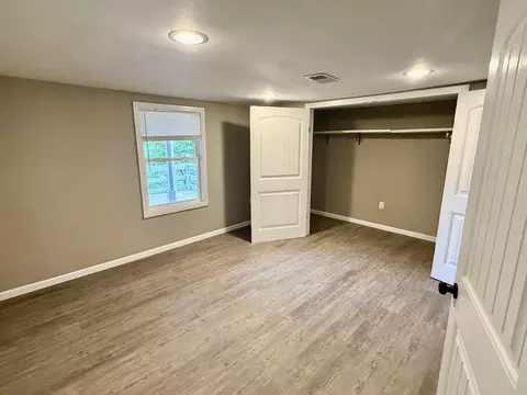 Bedroom - 802 S 5th St, Branson, MO 65616 photo 1 of 6