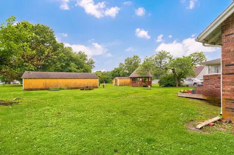 Exterior - 7810 State Highway 14, Sparta, MO 65753 photo 9 of 9